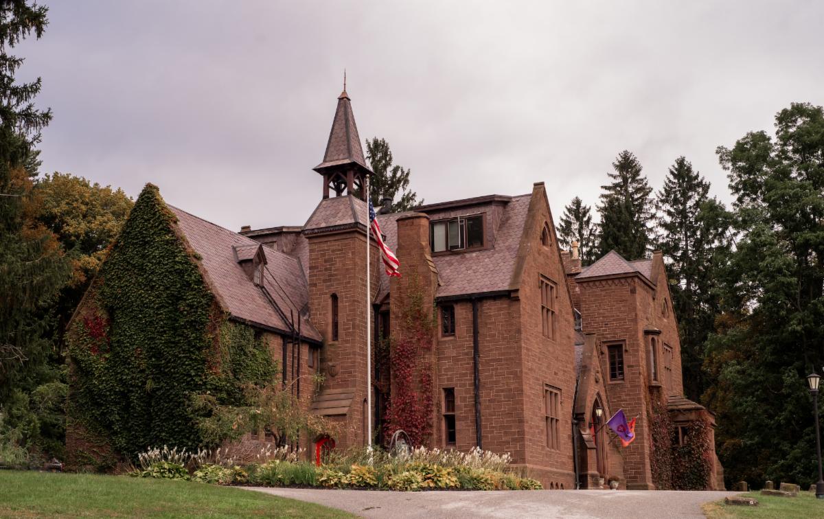 Hoosac School