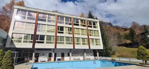 Swiss International Boarding School (SiBS)
