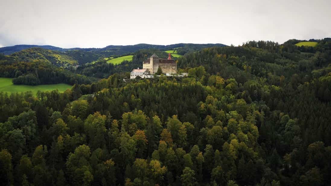 Schloss Krumbach International School