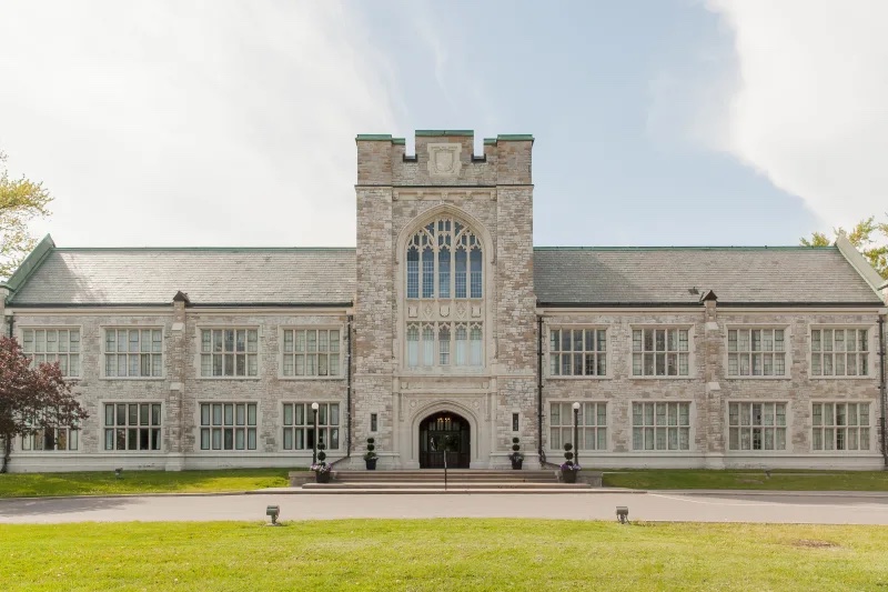 Albert College Канада